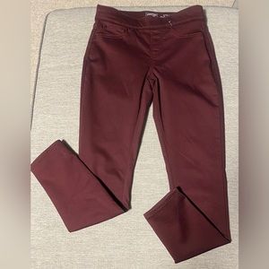 Signature Levi Strauss Gold – Pull-On Skinny – size 6M